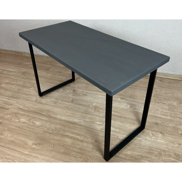 Стол кухонный Loft со столешницей цвета антрацит из массива сосны 40 мм и черными металлическими ножками, 80х70х75 см