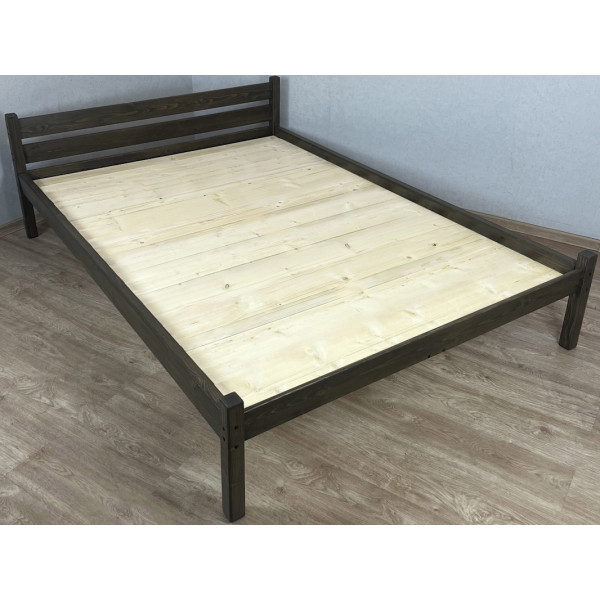 Кровать двуспальная Классика из массива сосны со сплошным основанием, 190х150 см (габариты 200х160), цвет венге