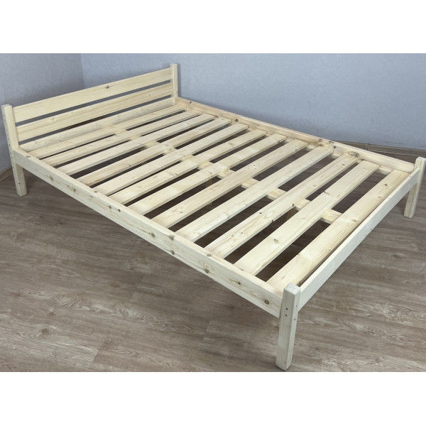 Кровать двуспальная Классика из массива сосны с реечным основанием, 190х150 см (габариты 200х160), без покраски