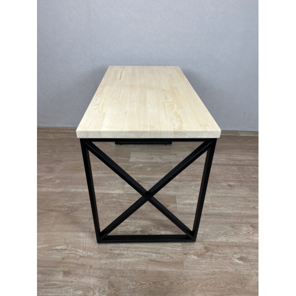 Стол кухонный Loft с лакированной столешницей из массива сосны 40 мм и черными металлическими крестообразными ножками, 90х60х75 см