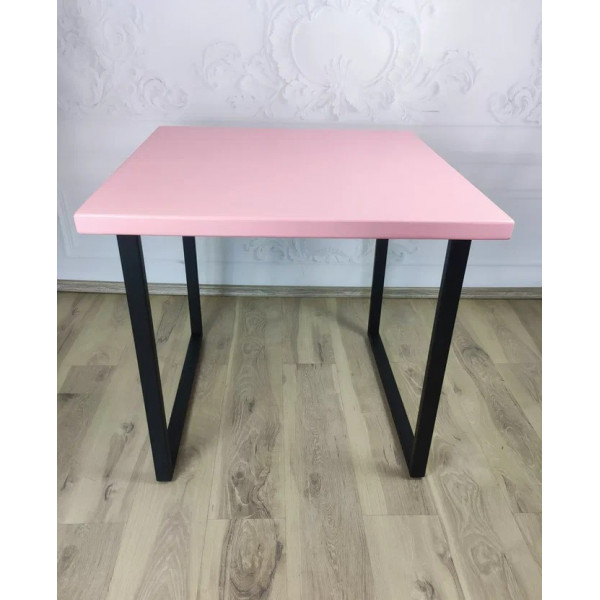 Стол кухонный Loft квадратный со столешницей розового цвета из массива сосны 40 мм и черными металлическими ножками, 70x70х75 см